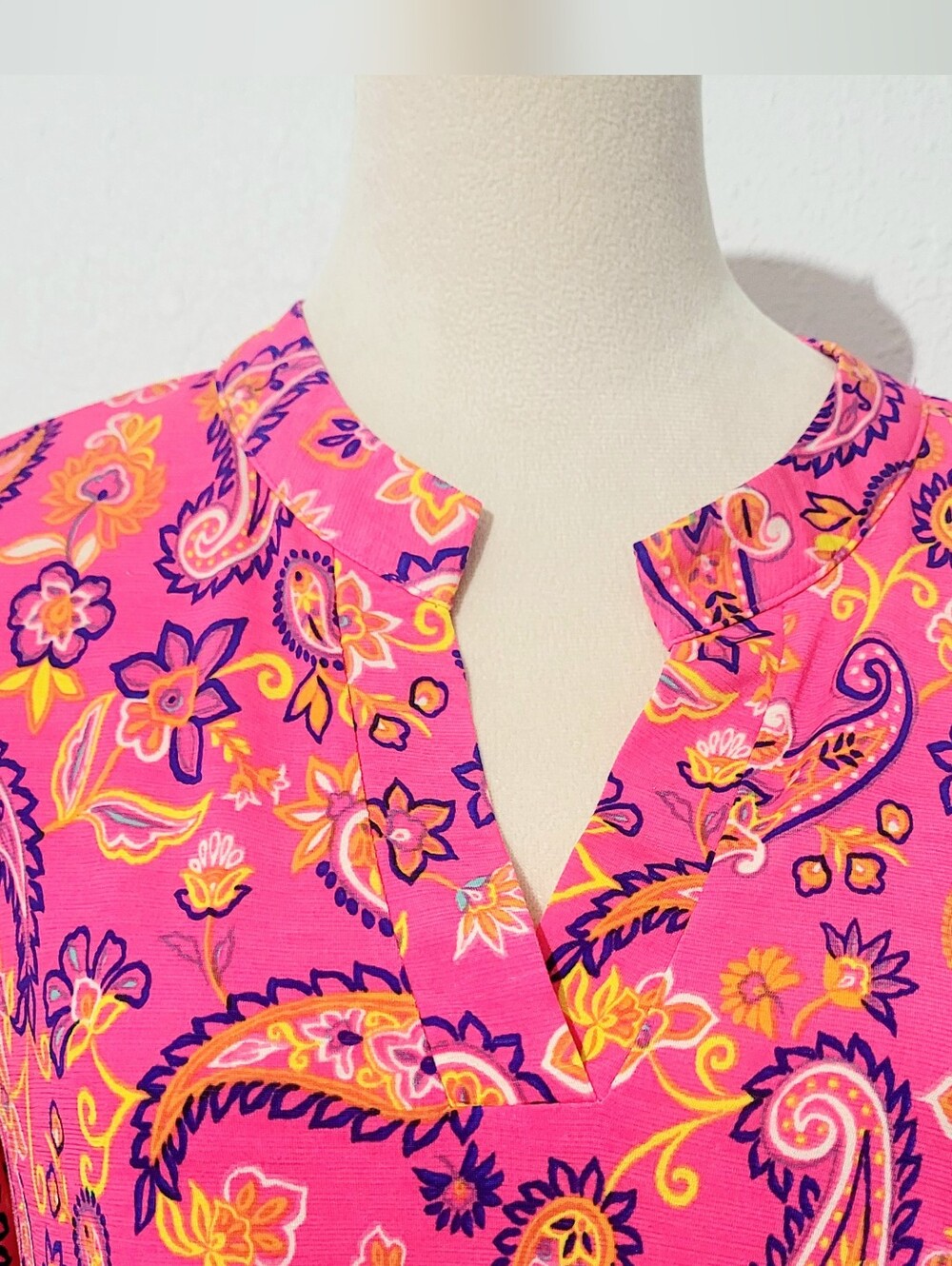 Dear Scarlett Pink Paisley Liquid Knit Tunic Top Small Roll Tab Sleeve Travel - Picture 3 of 11